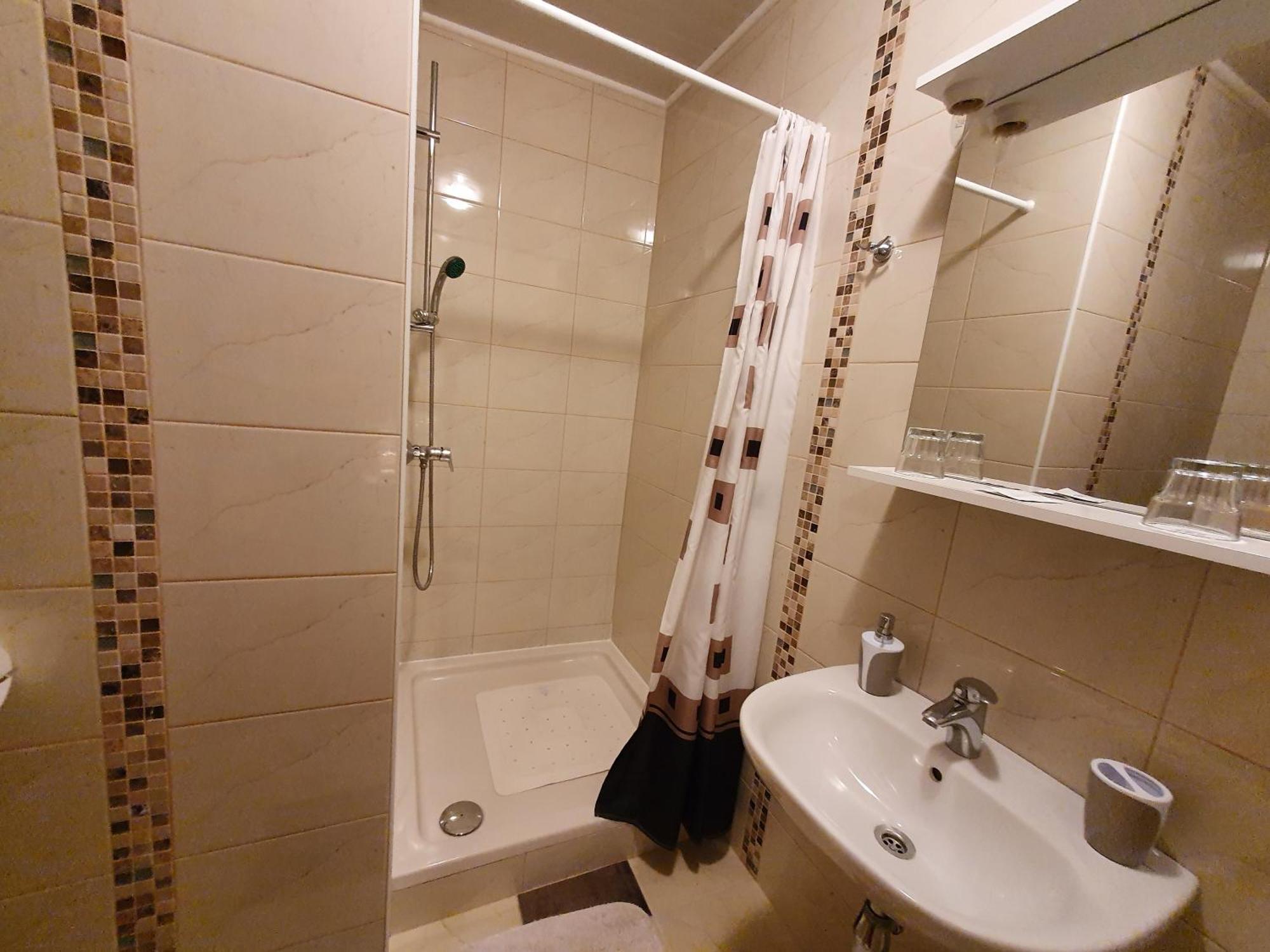 Guesthouse Vila سلوني المظهر الخارجي الصورة
