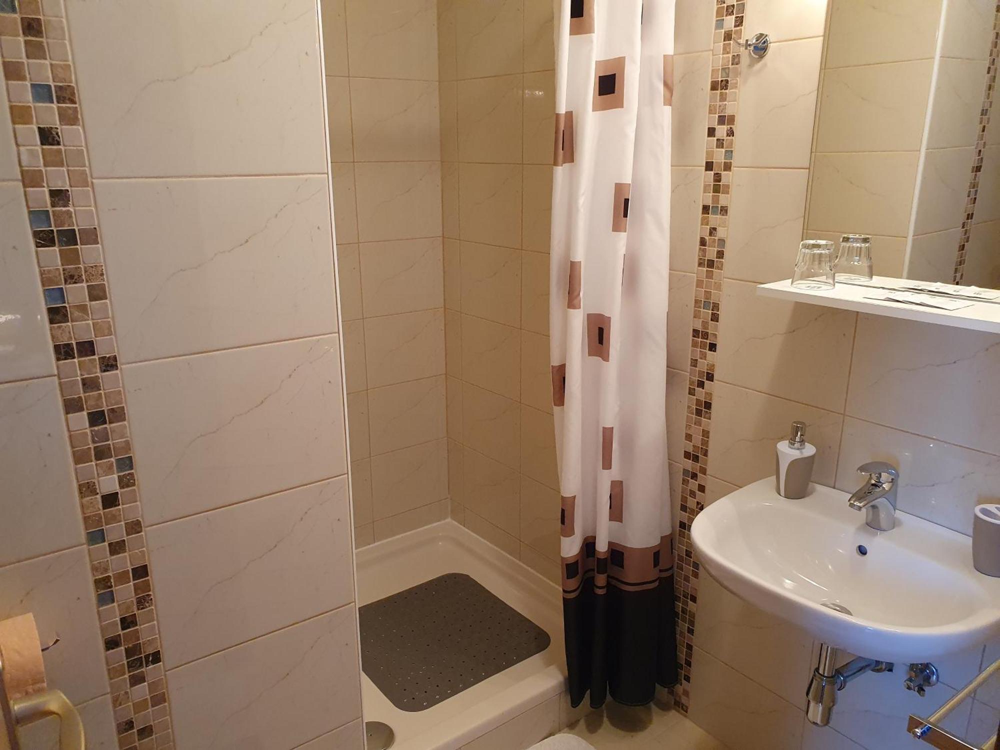 Guesthouse Vila سلوني المظهر الخارجي الصورة