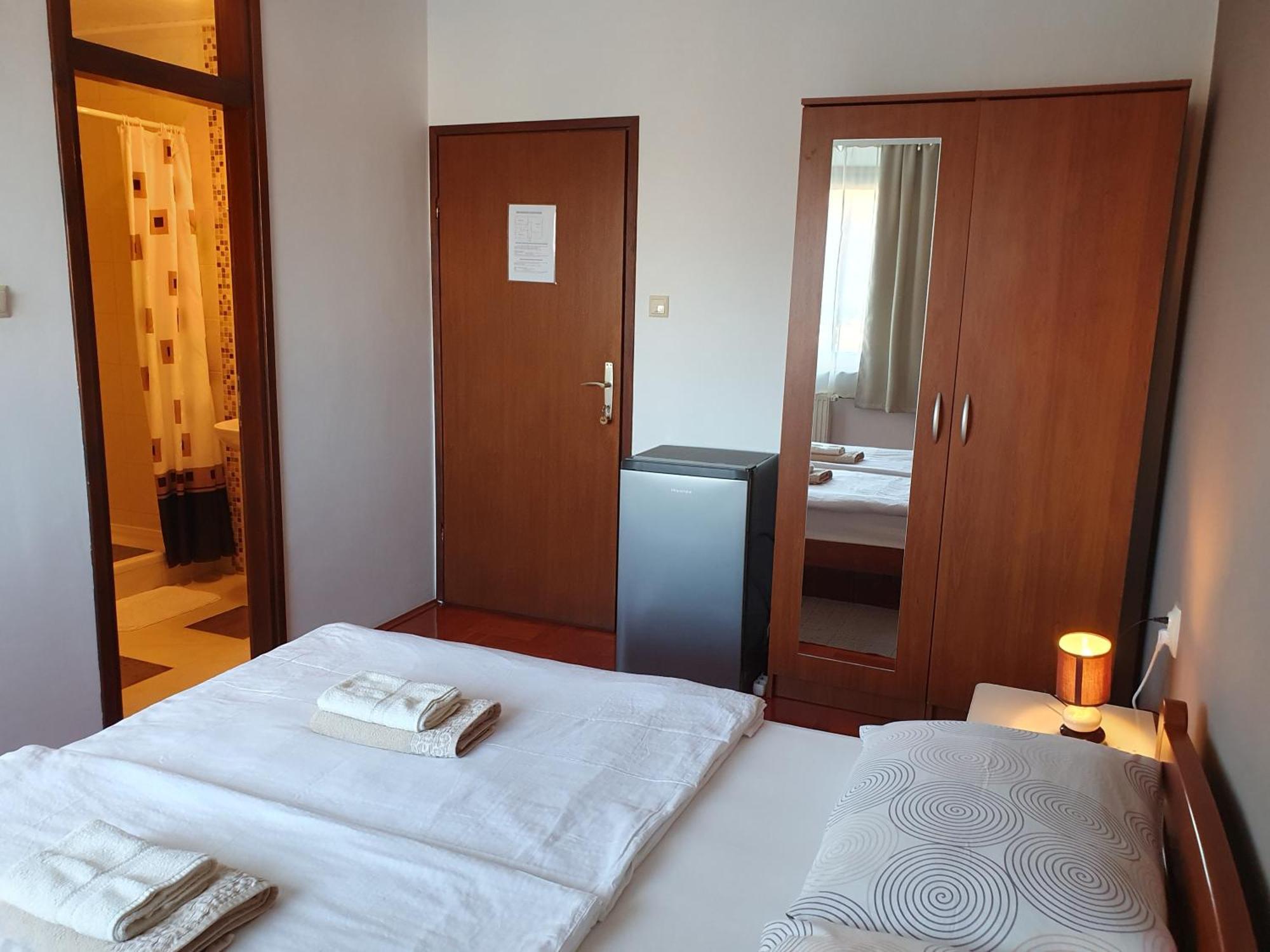 Guesthouse Vila سلوني المظهر الخارجي الصورة